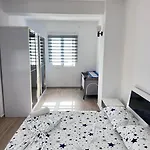 Apartment Ani Sea View Sarandë