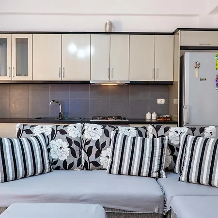Ani Sea View Apartman