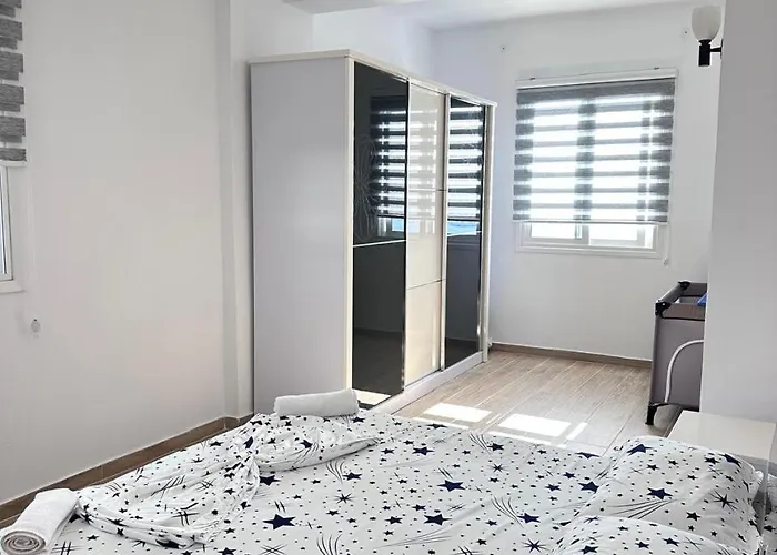 Ani Sea View Appartamento Sarandë
